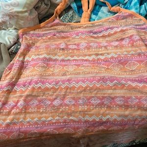 Multi color sleeveless shirt